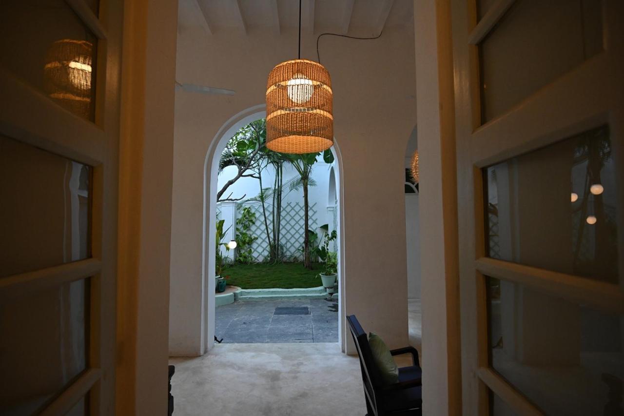 La Cedille - French Heritage House Pondicherry Exterior photo