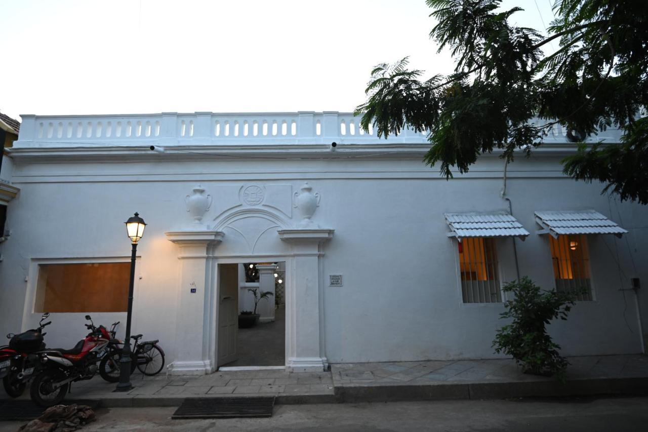 La Cedille - French Heritage House Pondicherry Exterior photo