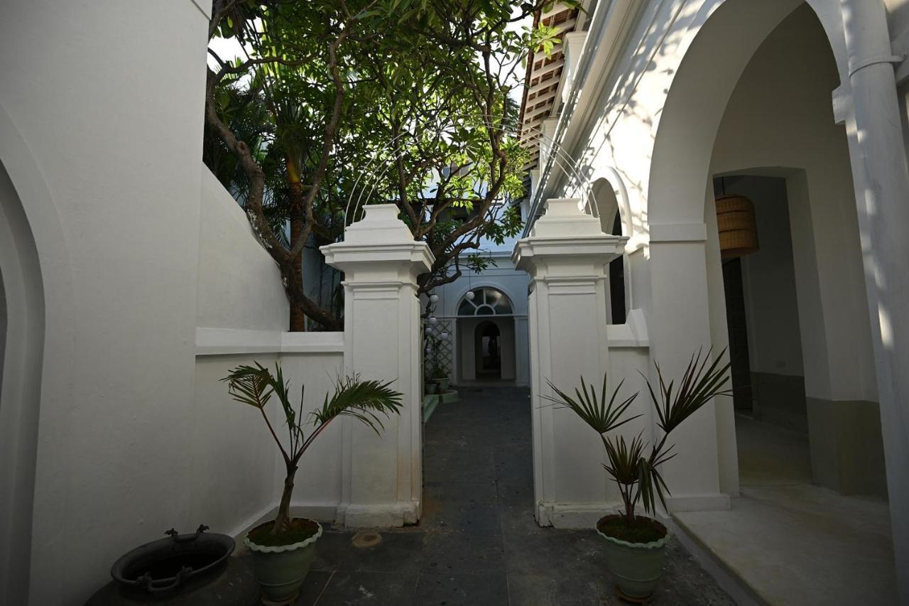 La Cedille - French Heritage House Pondicherry Exterior photo