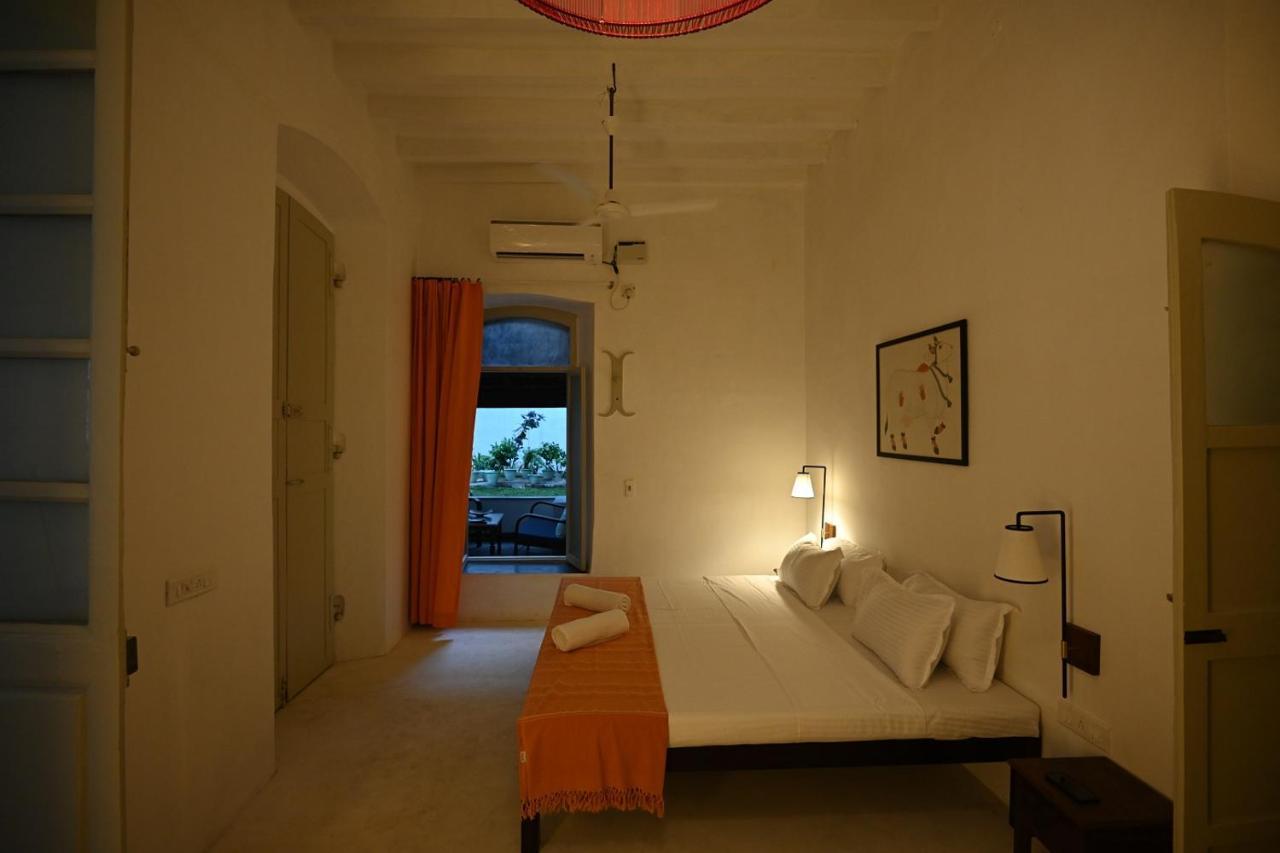 La Cedille - French Heritage House Pondicherry Room photo